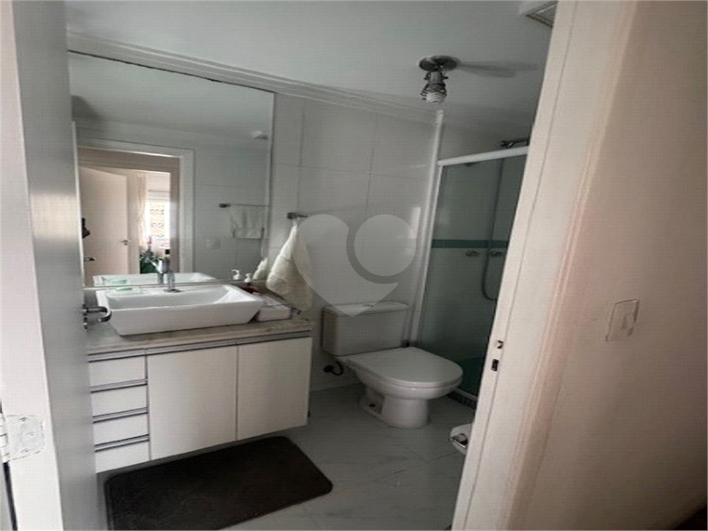 Apartamento em Santana próximo do metro, possui 54m², 2 quartos, 1 banheiro, 1 vaga de garagem.