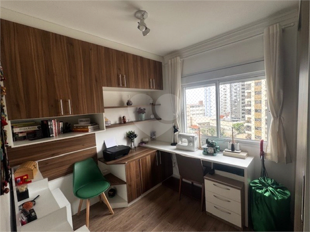 Apartamento em Santana próximo do metro, possui 54m², 2 quartos, 1 banheiro, 1 vaga de garagem.