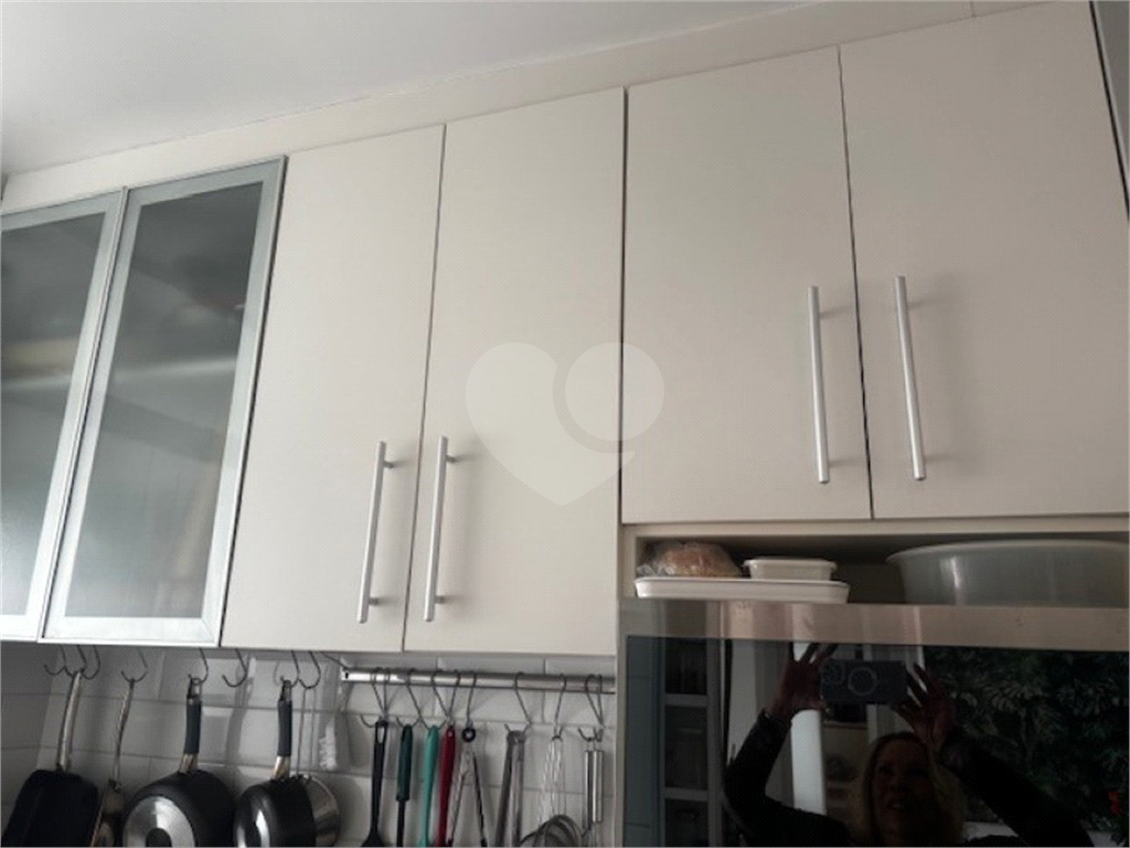 Apartamento em Santana próximo do metro, possui 54m², 2 quartos, 1 banheiro, 1 vaga de garagem.