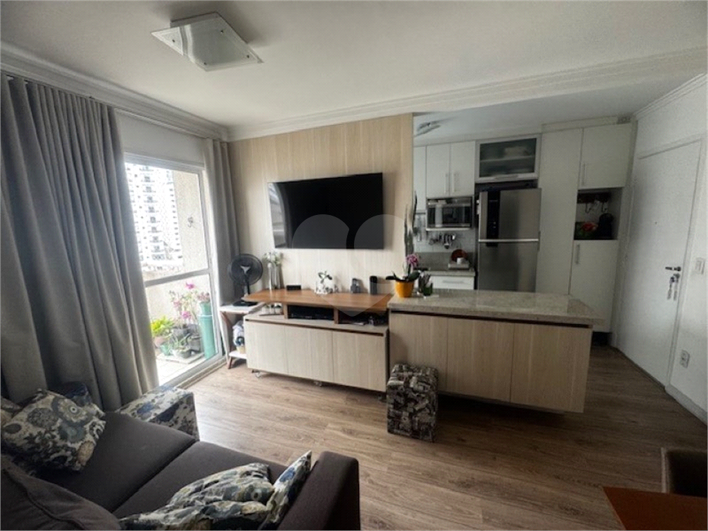 Apartamento em Santana próximo do metro, possui 54m², 2 quartos, 1 banheiro, 1 vaga de garagem.