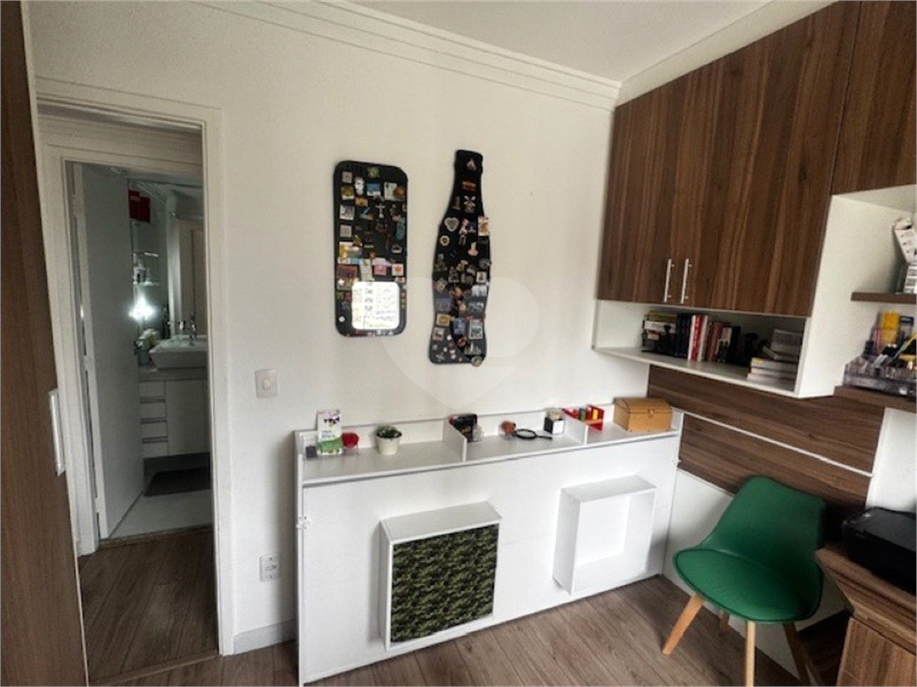 Apartamento em Santana próximo do metro, possui 54m², 2 quartos, 1 banheiro, 1 vaga de garagem.