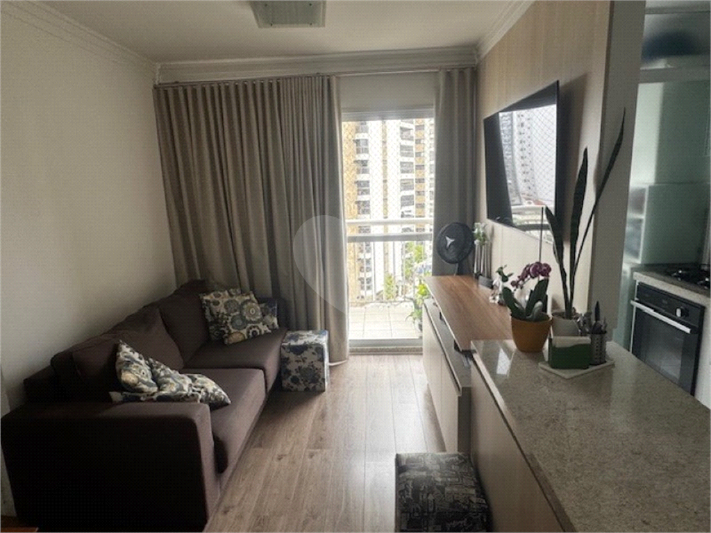Apartamento em Santana próximo do metro, possui 54m², 2 quartos, 1 banheiro, 1 vaga de garagem.