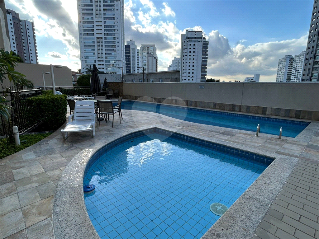 APARTAMENTO ANÁLIA FRANCO 2 QUARTOS COM SUITE