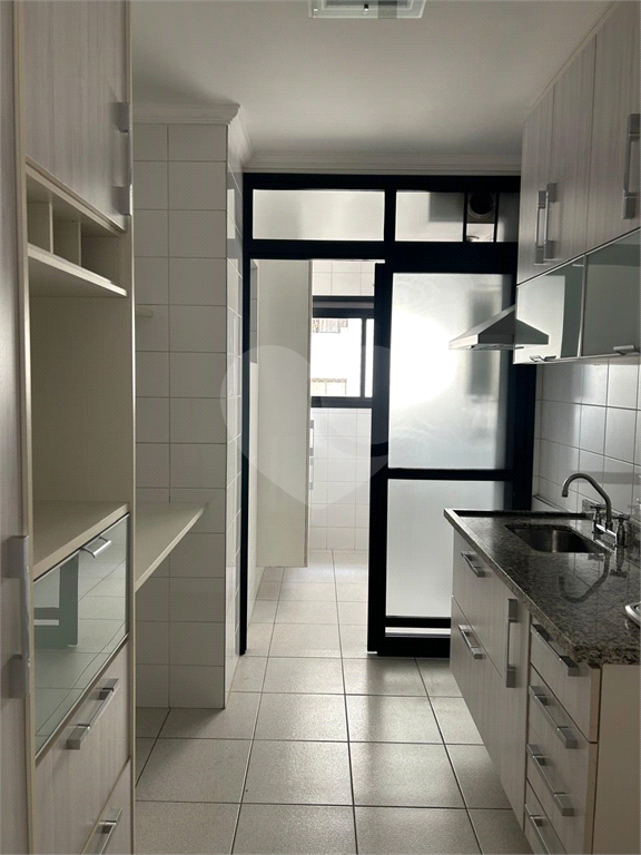 APARTAMENTO ANÁLIA FRANCO 2 QUARTOS COM SUITE