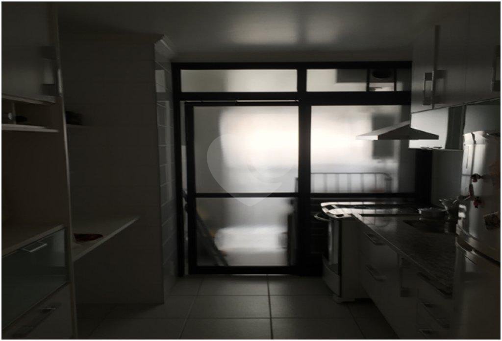 APARTAMENTO ANÁLIA FRANCO 2 QUARTOS COM SUITE