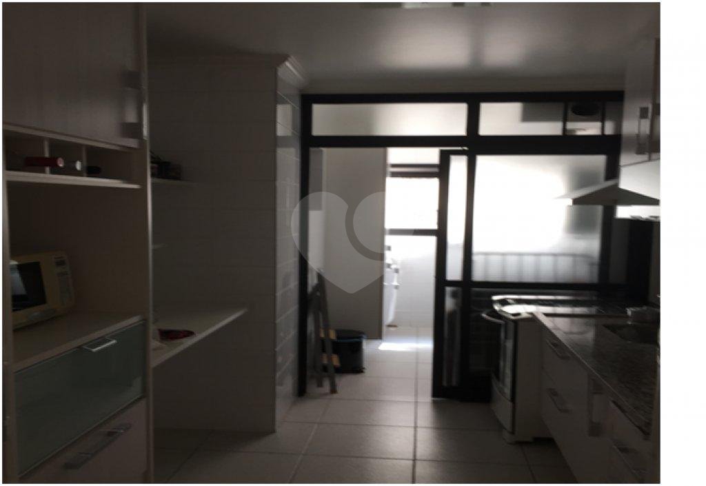 APARTAMENTO ANÁLIA FRANCO 2 QUARTOS COM SUITE