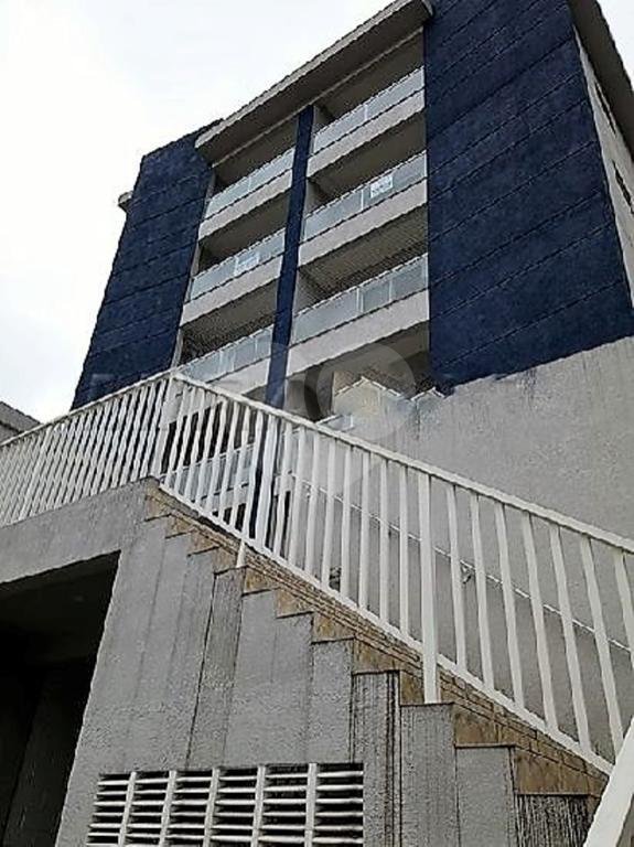 APARTAMENTO em TREMEMBÉ