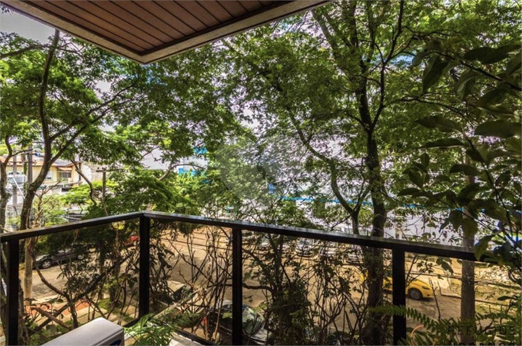Apartamento - Perdizes 4 Dormitórios - 155 m²