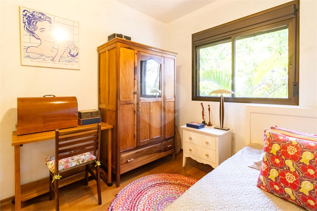 Apartamento - Perdizes - 4 Dormitórios - 155 m²