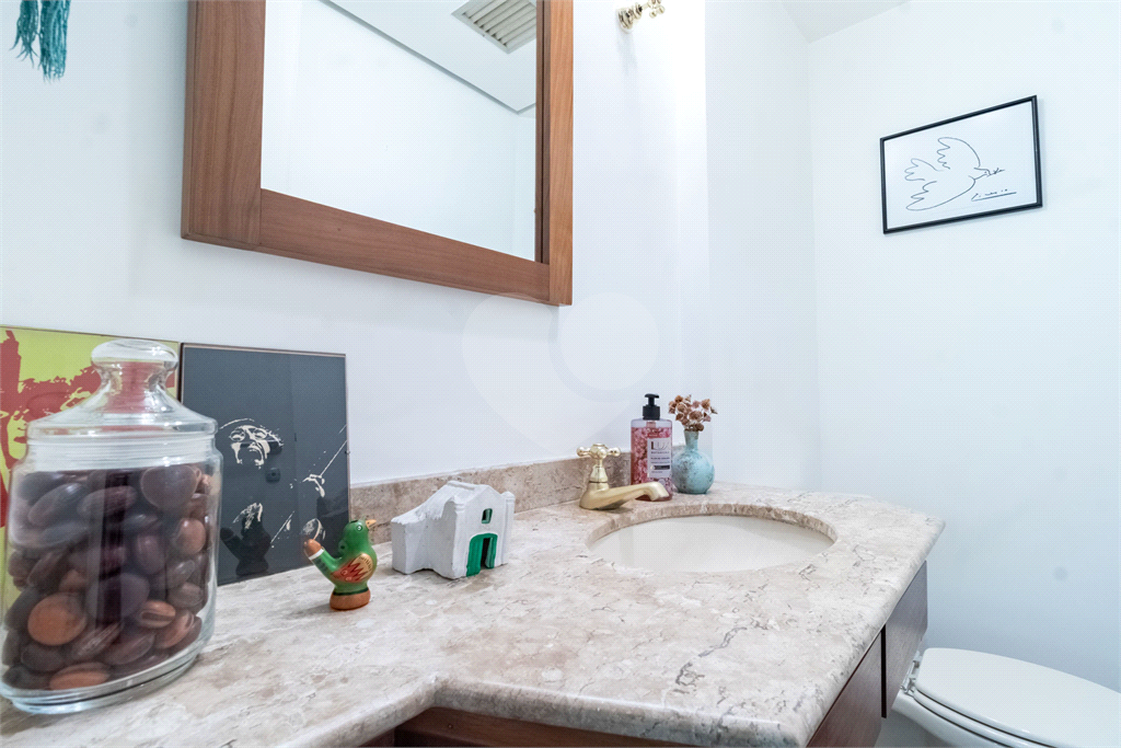 Apartamento - Perdizes - 4 Dormitórios - 155 m²