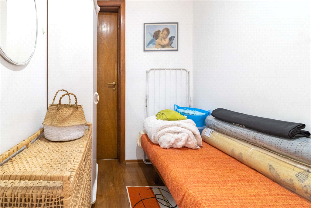 Apartamento - Perdizes - 4 Dormitórios - 155 m²