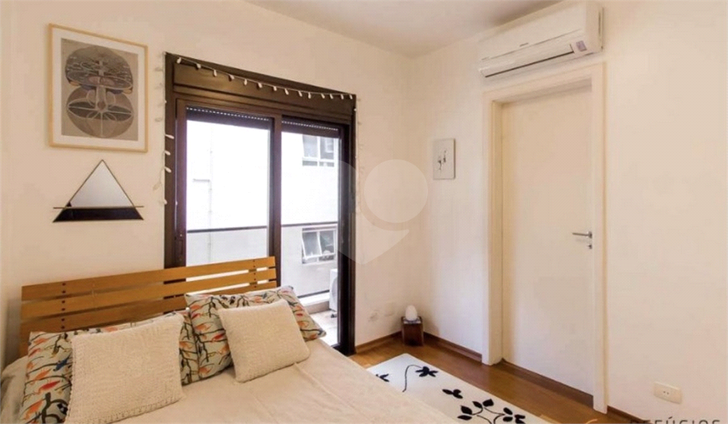 Apartamento - Perdizes 4 Dormitórios - 155 m²