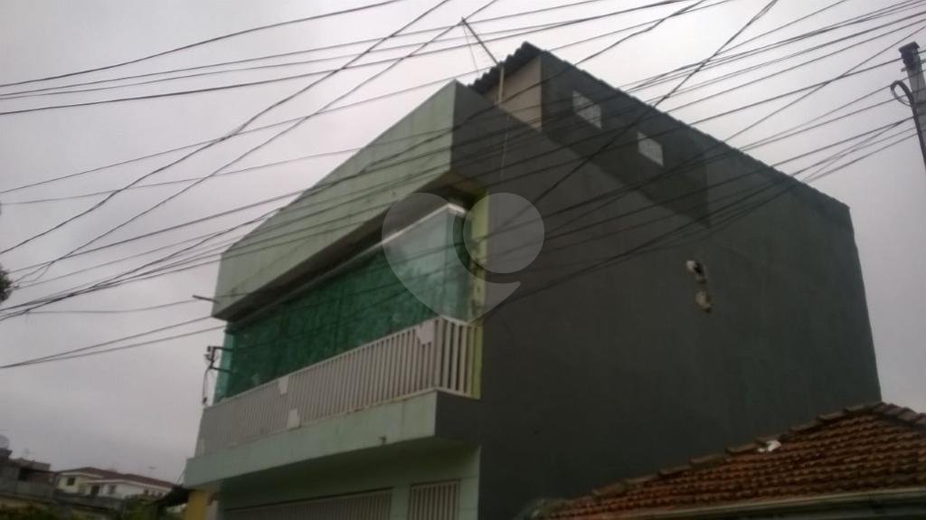 EXCELENTE SOBRADO!