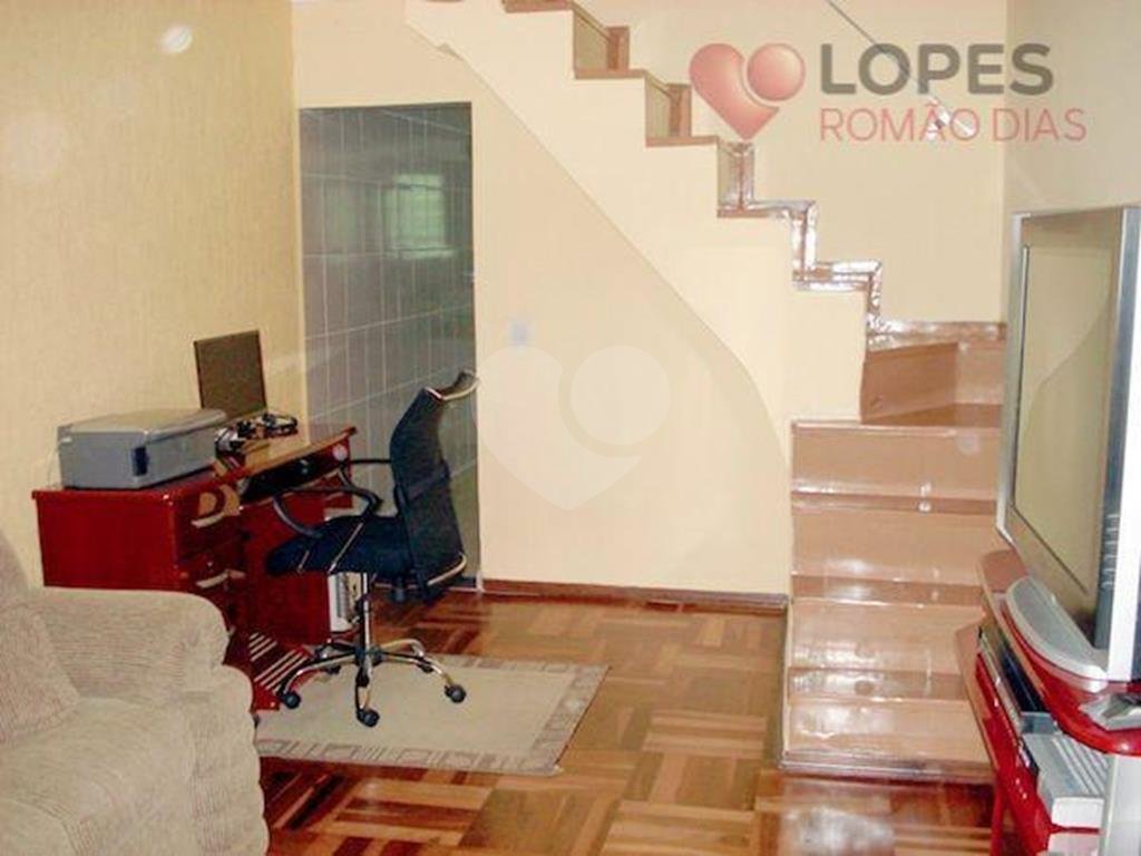 Sobrado à venda com 3 quartos, 200m² - Foto 6