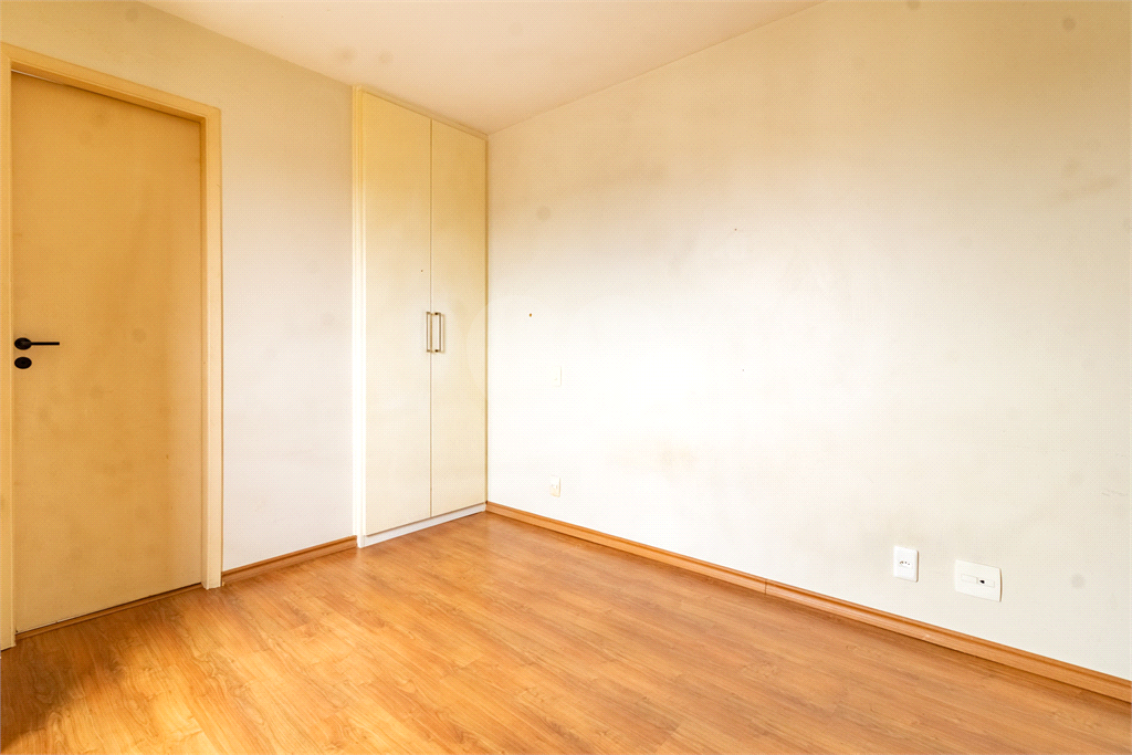 Apartamento para venda com 96 m², 3 dormitórios, 3 vagas no Alto de Pinheiros!