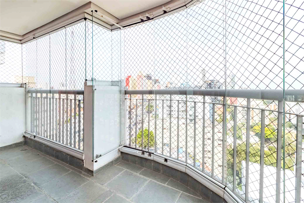 Apartamento para venda com 96 m², 3 dormitórios, 3 vagas no Alto de Pinheiros!