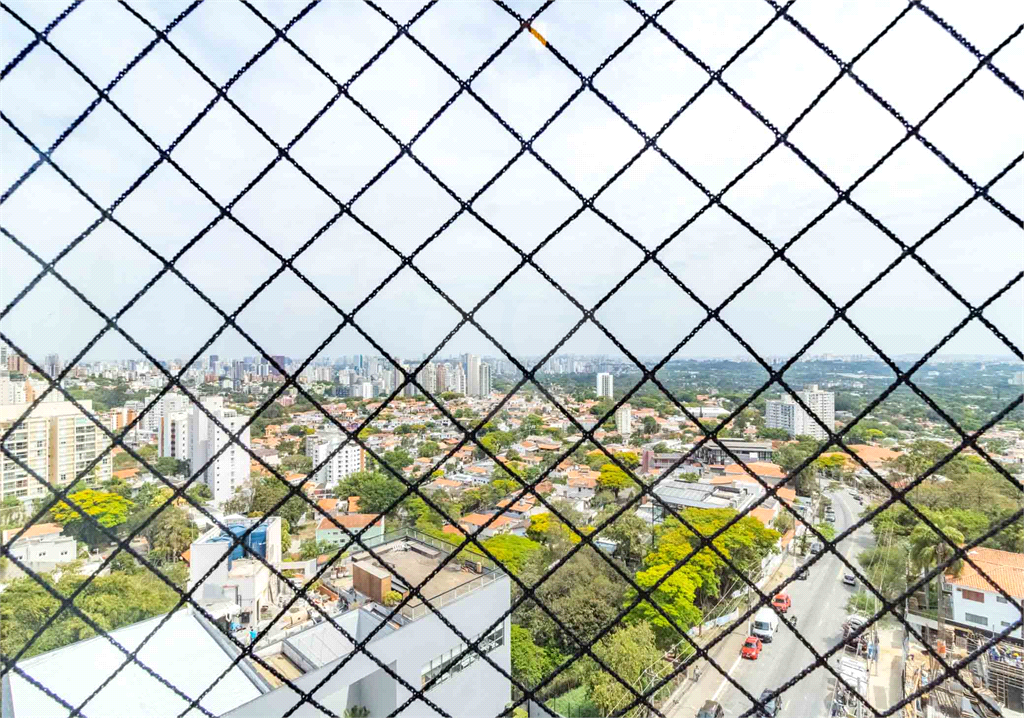 Apartamento para venda com 96 m², 3 dormitórios, 3 vagas no Alto de Pinheiros!