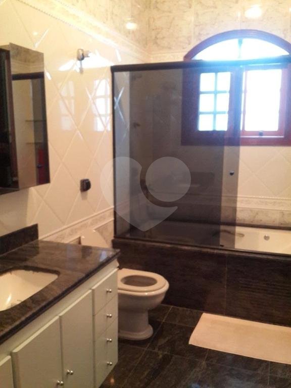  Casa totalmente térrea ótima oportunidade de negócio com edicula  ótimo terreno e bem localizada!