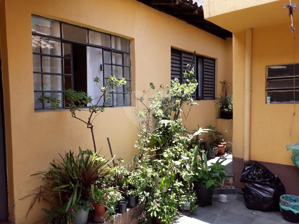  Casa totalmente térrea ótima oportunidade de negócio com edicula  ótimo terreno e bem localizada!
