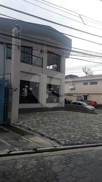 BELÍSSIMO PREDIO COMERCIAL