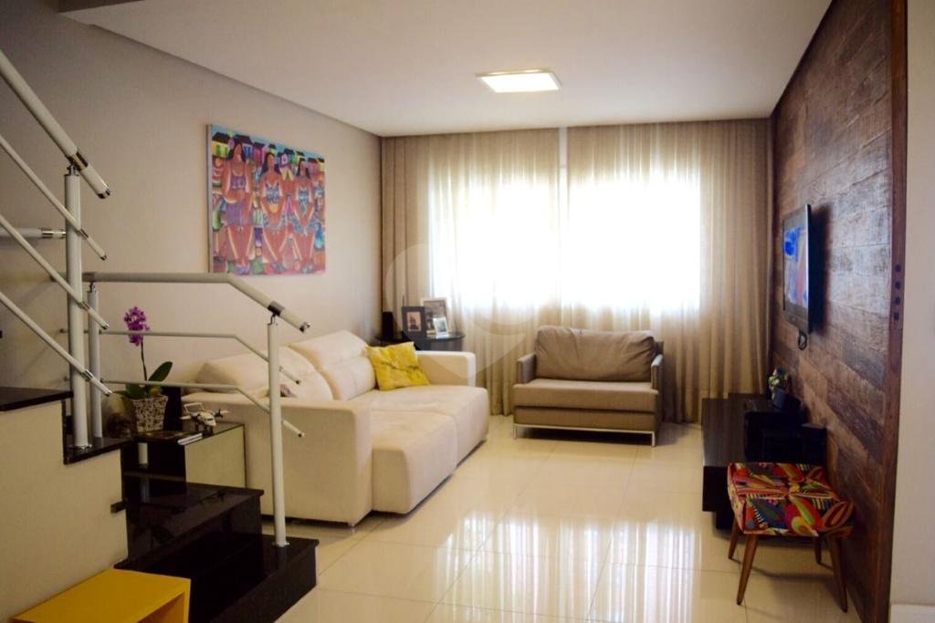 SOBRADO em VILA MASCOTE