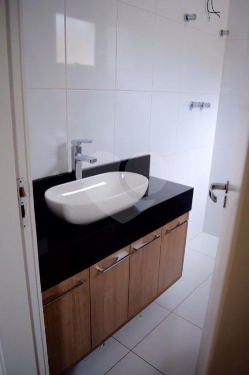 SOBRADO em VILA MASCOTE