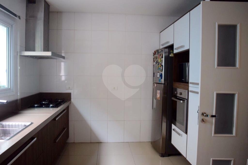 SOBRADO em VILA MASCOTE