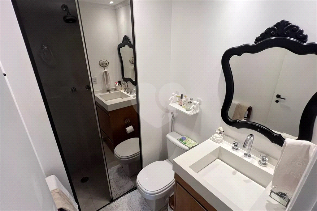 Apartamento Vila Madalena 2 dormitórios,, sendo 1 suíte, e 2 vagas de garagem 