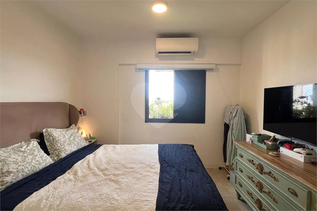 Apartamento Vila Madalena 2 dormitórios,, sendo 1 suíte, e 2 vagas de garagem 