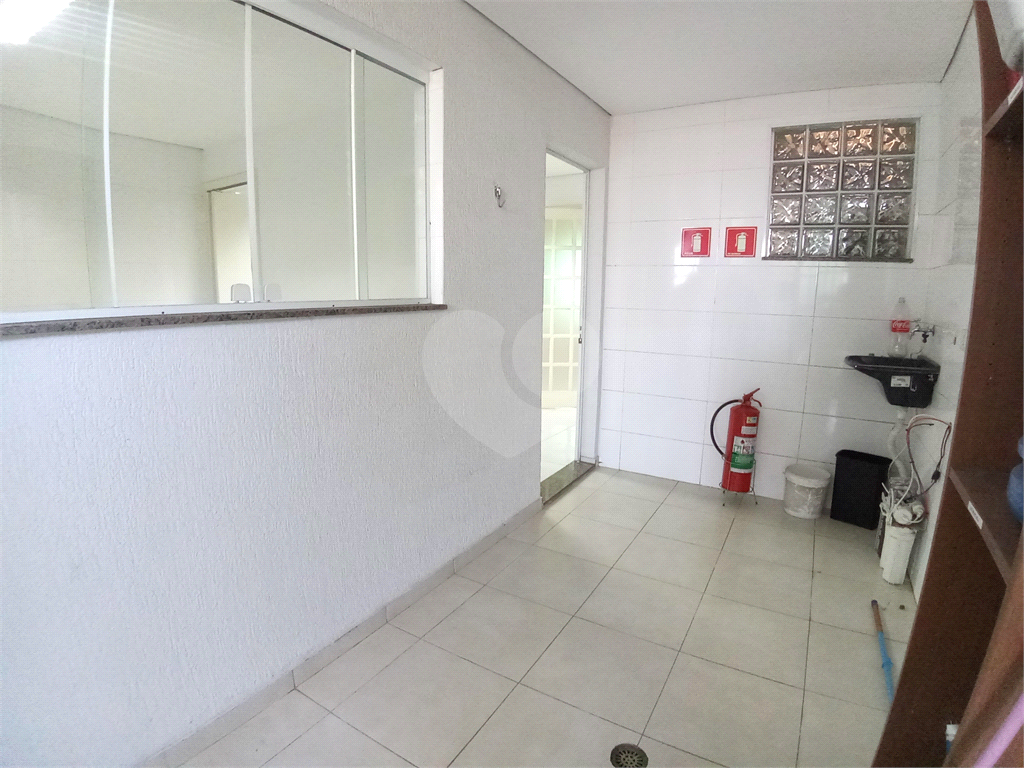 Sobrado à venda com 3 quartos, 297m² - Foto 16