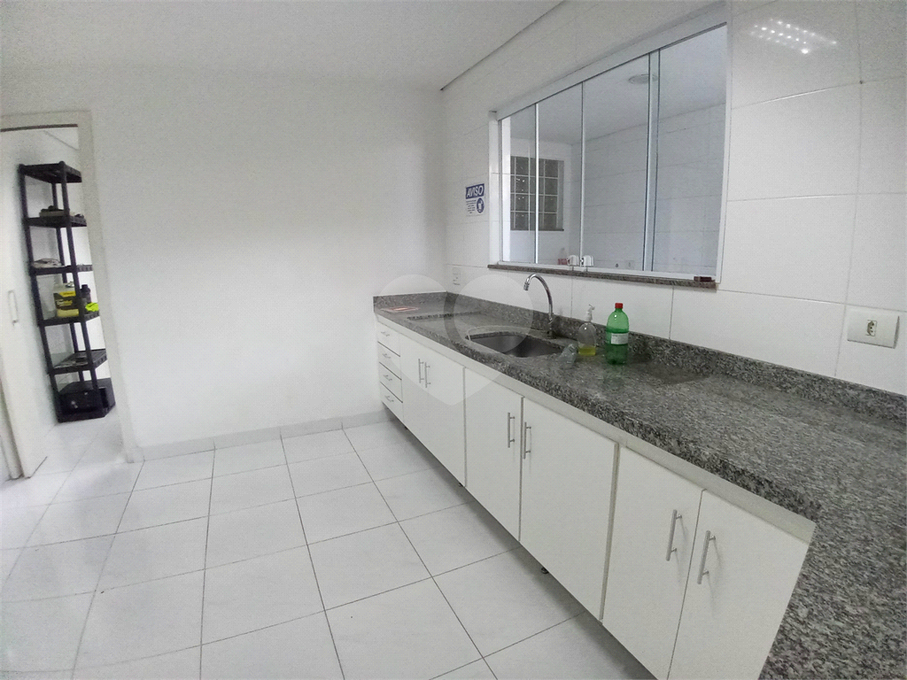 Sobrado à venda com 3 quartos, 297m² - Foto 13