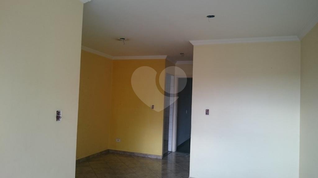 Apartamento de 70m2 no Mandqui de 3 dormitórios, sala com sacada e 2 vagas garagem 