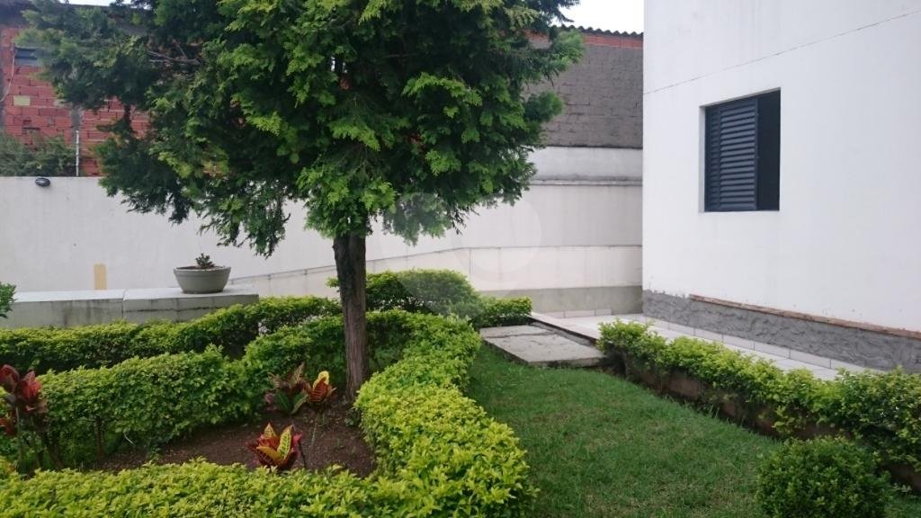 Apartamento de 70m2 no Mandqui de 3 dormitórios, sala com sacada e 2 vagas garagem 