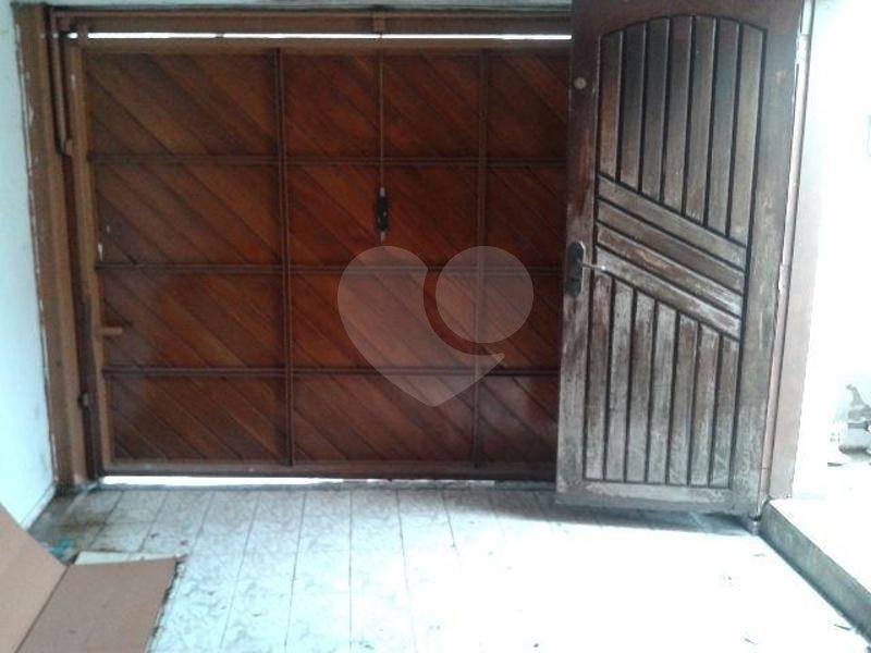 Lindo sobrado à venda na Vila Ramos com localização privilegiada