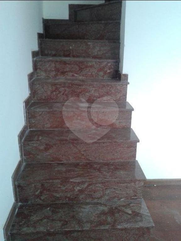 Lindo sobrado à venda na Vila Ramos com localização privilegiada