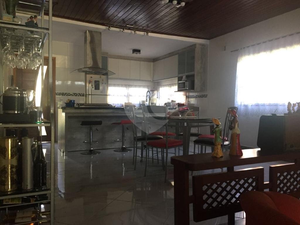 Fazenda à venda com 3 quartos, 450m² - Foto 15