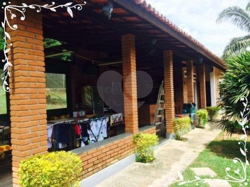 Fazenda à venda com 3 quartos, 450m² - Foto 2