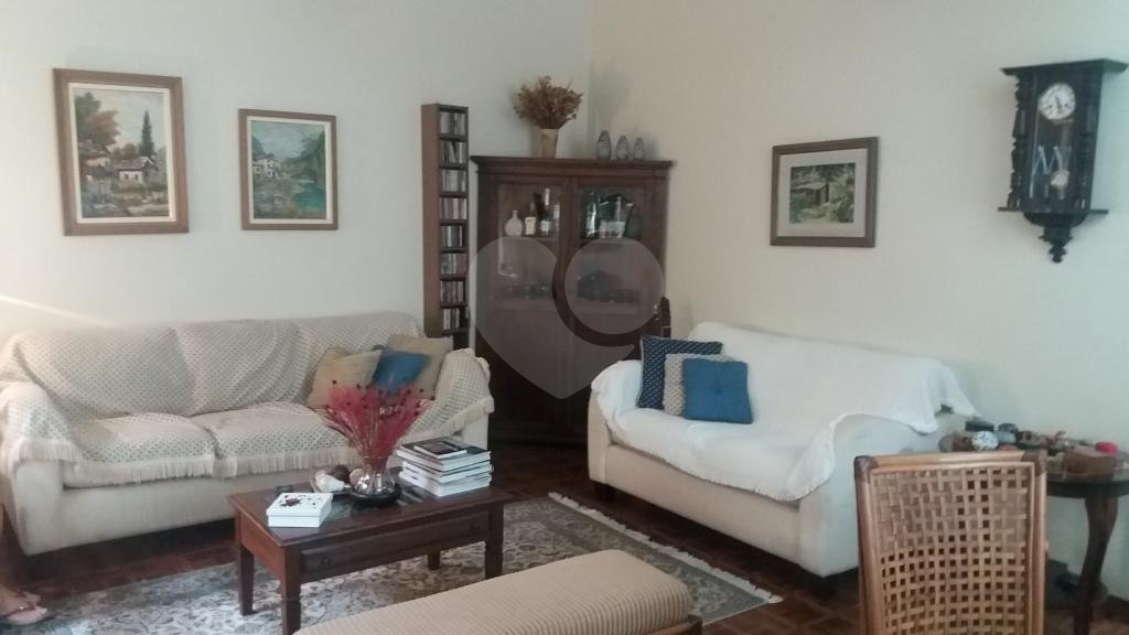 Sobrado à venda com 4 quartos, 201m² - Foto 2