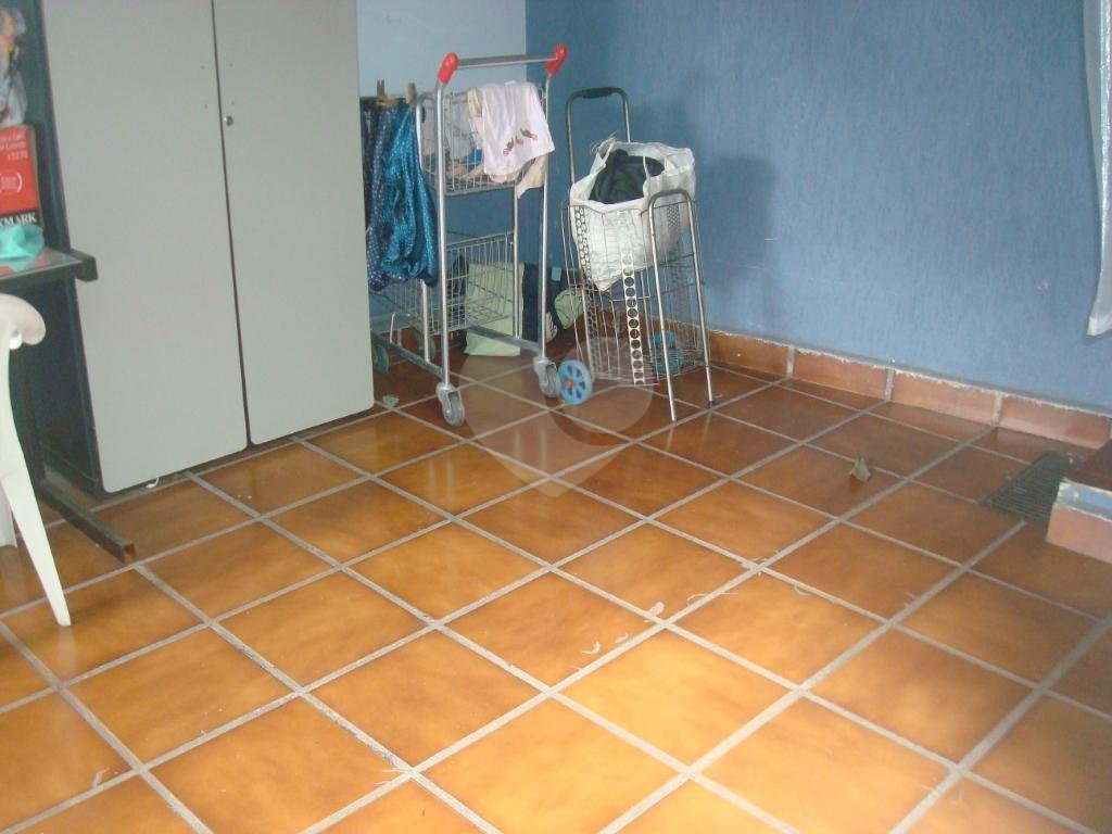 Sobrado à venda com 3 quartos, 180m² - Foto 33