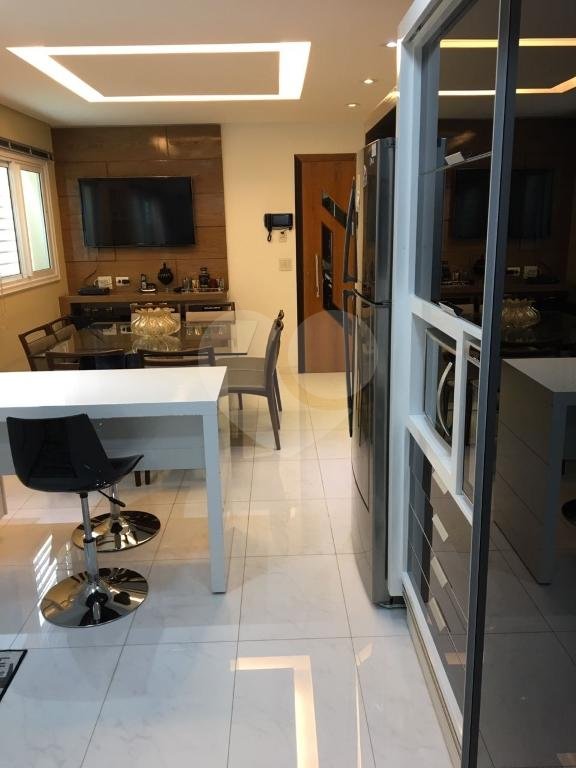 Sobrado à venda com 3 quartos, 197m² - Foto 4