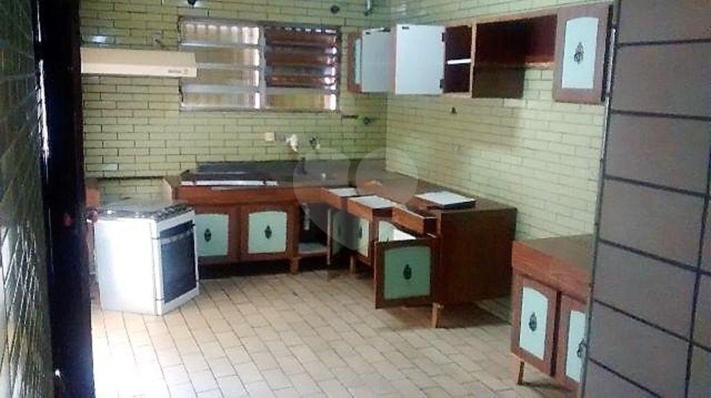 CASA TÉRREA em PARQUE EDU CHAVES