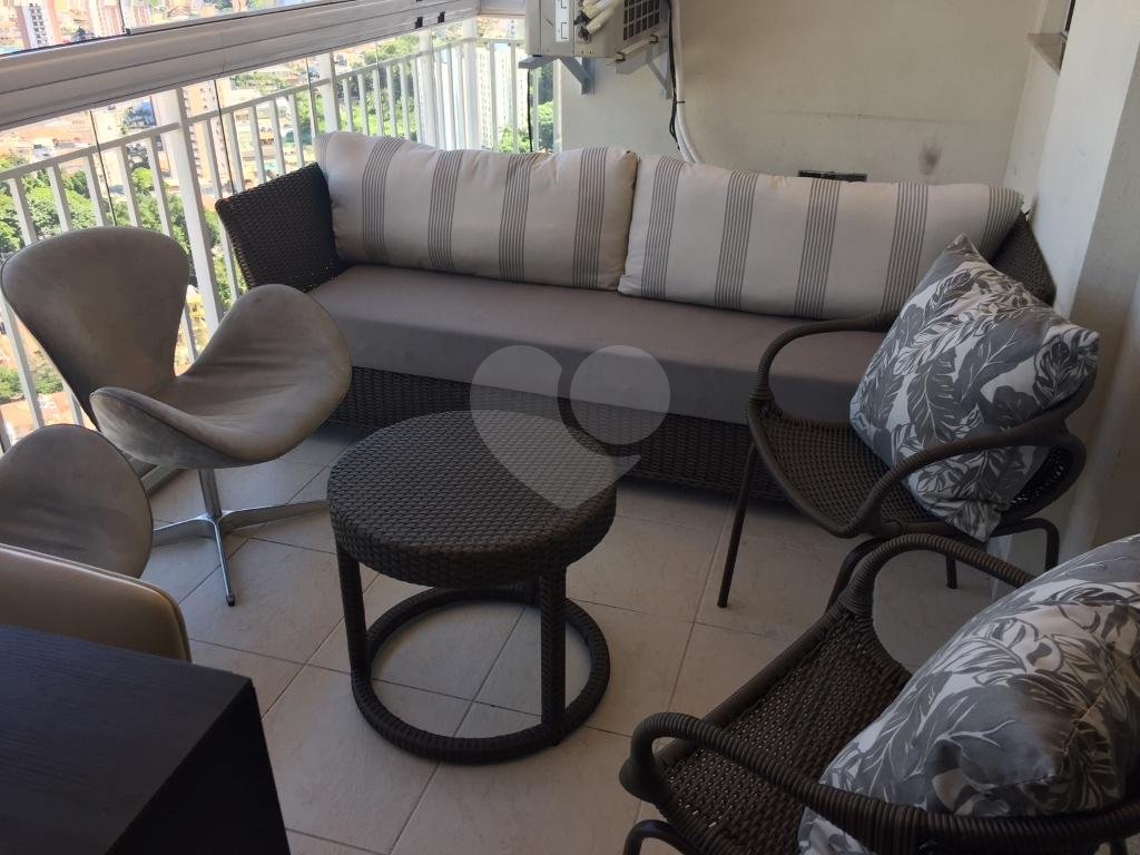 Apartamento á venda na Avenida do Guacá