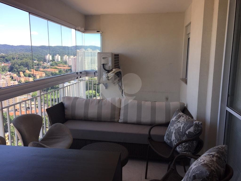 Apartamento á venda na Avenida do Guacá
