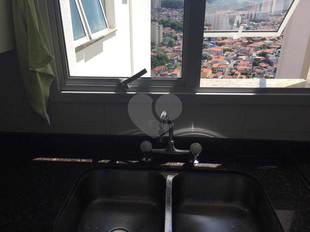 Apartamento á venda na Avenida do Guacá