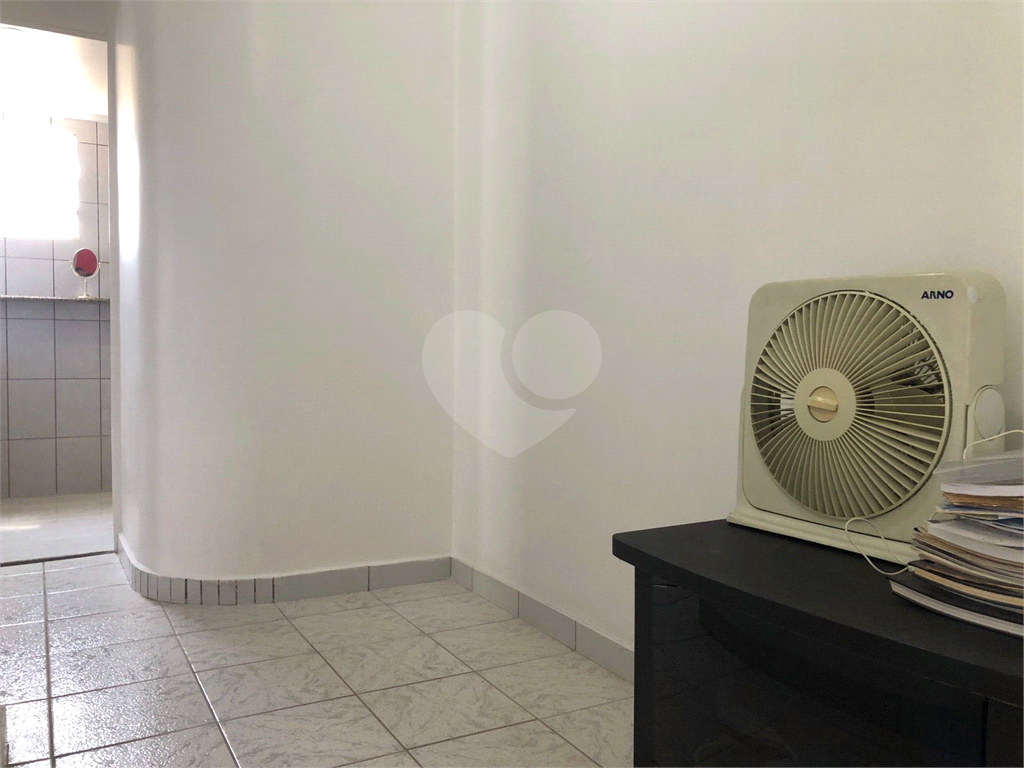 Apartamento à venda com 2 quartos, 65m² - Foto 35