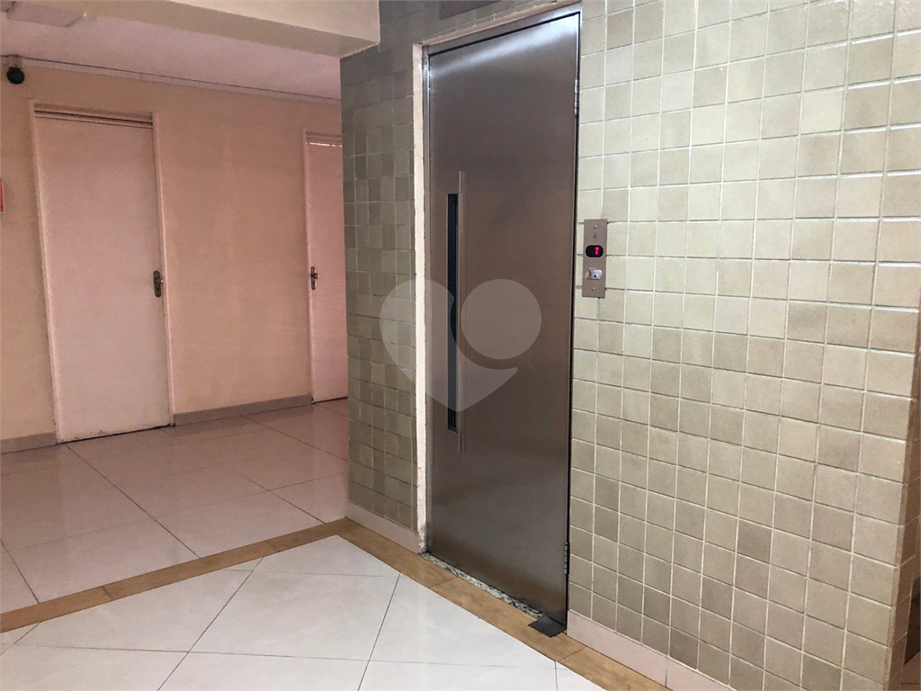 Apartamento à venda com 2 quartos, 65m² - Foto 16