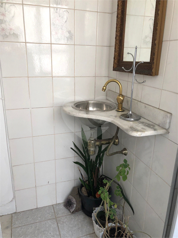 Apartamento à venda com 2 quartos, 65m² - Foto 25