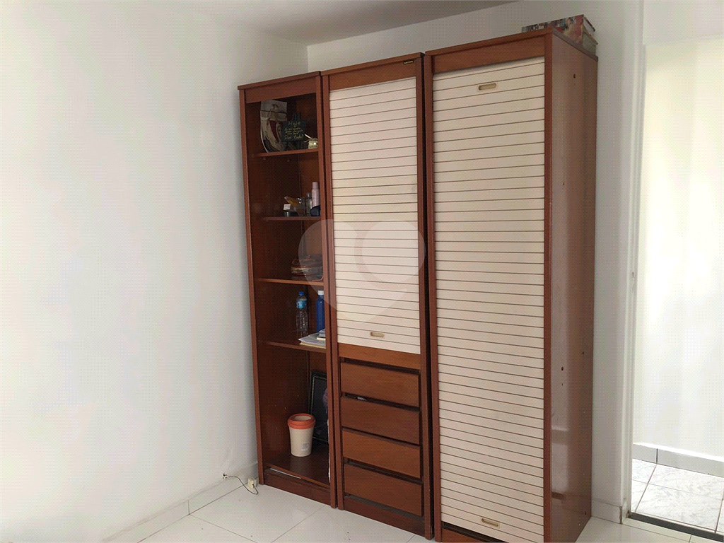 Apartamento à venda com 2 quartos, 65m² - Foto 40