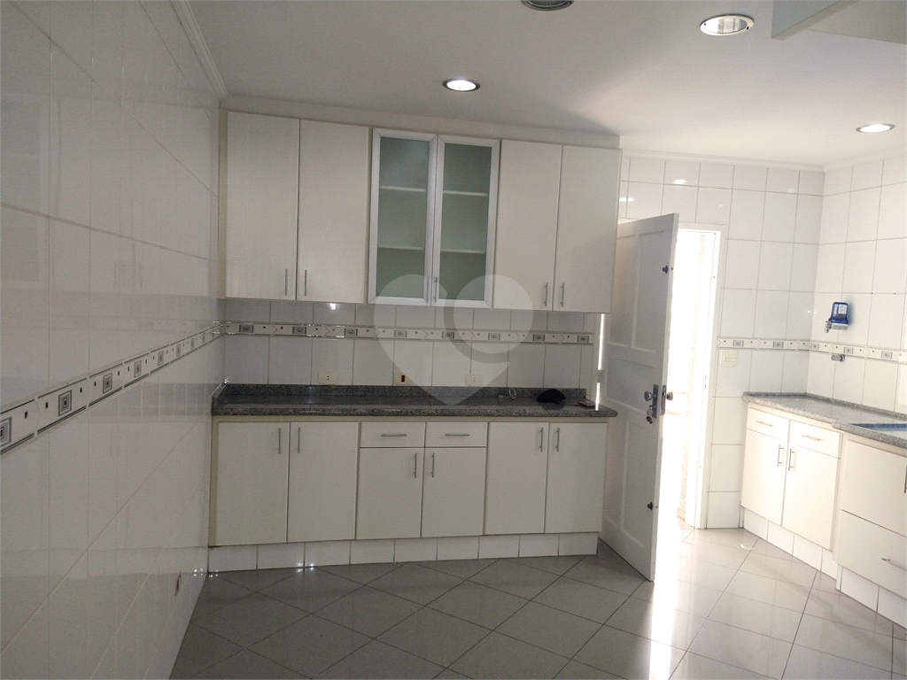 Sobrado residencial no Imirim 3 dorms quintal com churrasqueira e vaga de garagem