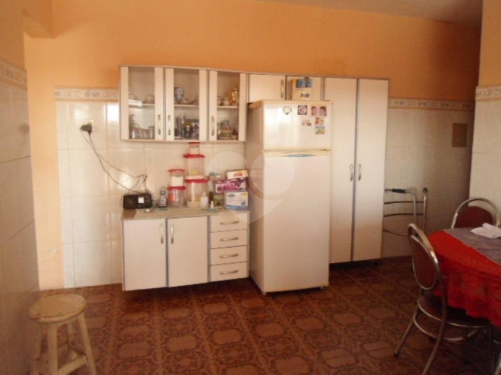 Sobrado à venda com 3 quartos, 197m² - Foto 25